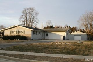 560 S MAISH ROAD, Frankfort, IN 46041