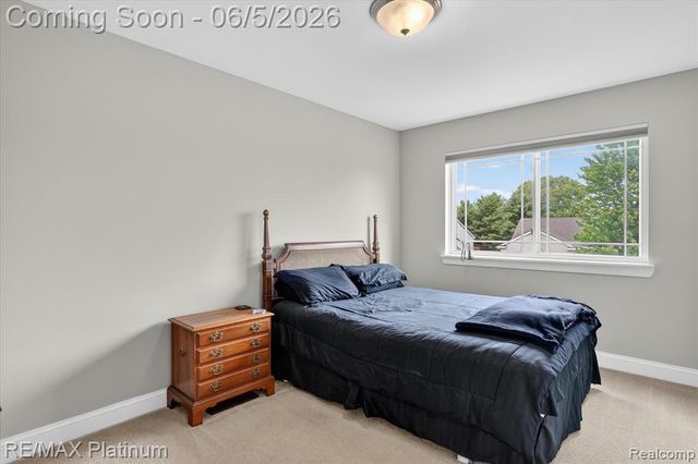 465 Hosta 082, Howell, MI 48843