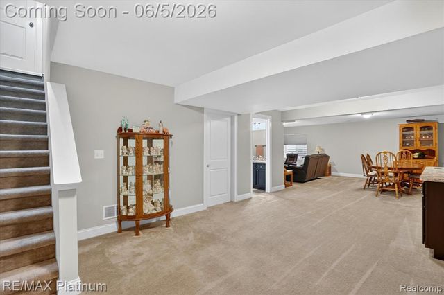 465 Hosta 082, Howell, MI 48843