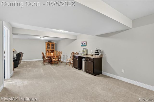 465 Hosta 082, Howell, MI 48843