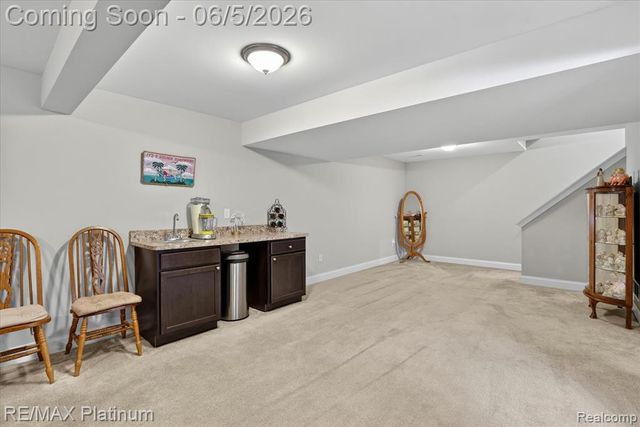 465 Hosta 082, Howell, MI 48843