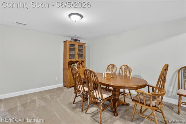 465 Hosta 082, Howell, MI 48843
