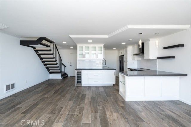 531 Esplanade 713, Redondo Beach, CA 90277