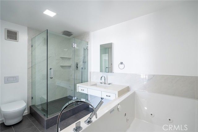 531 Esplanade 713, Redondo Beach, CA 90277