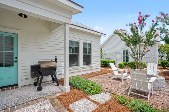 14 Thunderstorm Ln, Bluffton, SC 29910