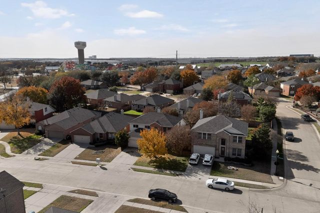 1117 Indian Trail Court, Roanoke, TX 76262