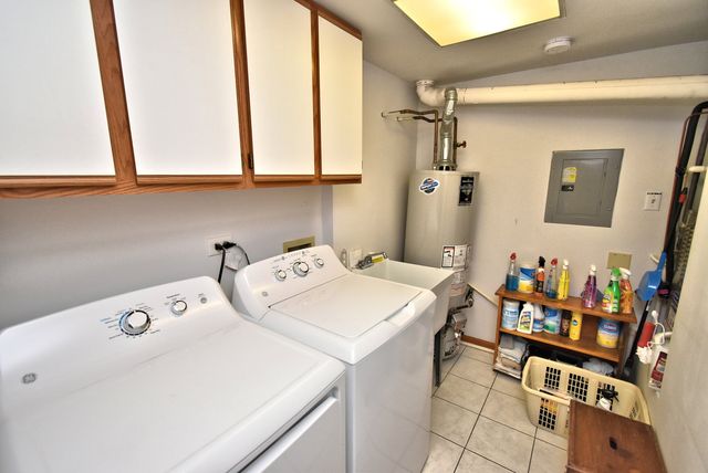 18206 Rita Road 1B, Tinley Park, IL 60477