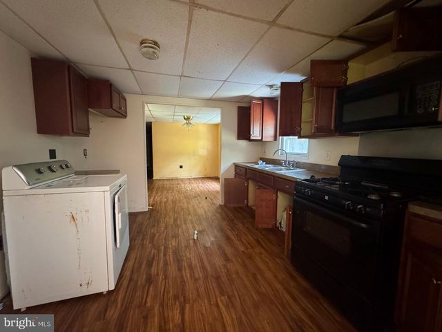 7089 JAMES MOORE RD, Port Norris, NJ 08349
