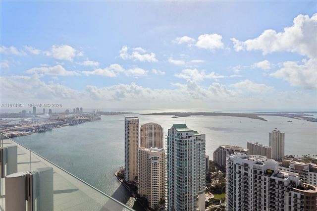 300 Biscayne Boulevard Way 5002 E, Miami, FL 33131