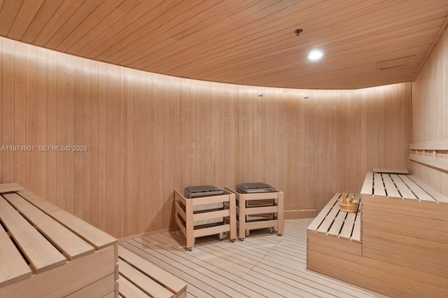 300 Biscayne Boulevard Way 5002 E, Miami, FL 33131