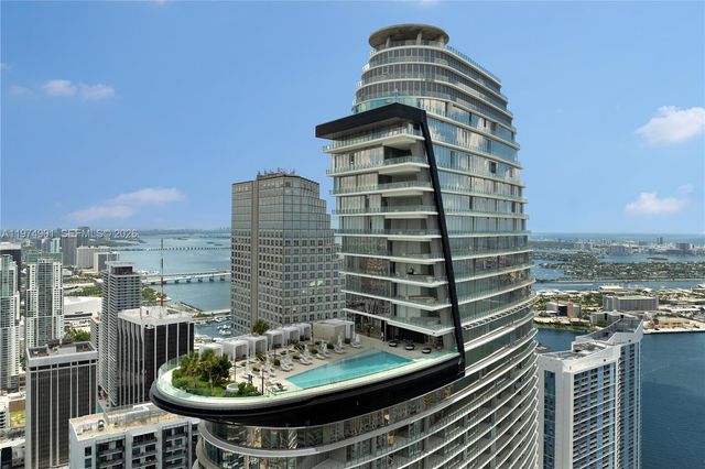 300 Biscayne Boulevard Way 5002 E, Miami, FL 33131