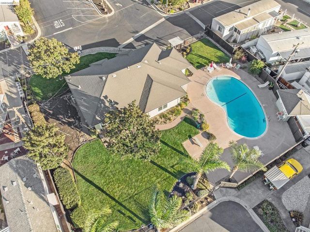 36 Cayuga St, Oakley, CA 94561