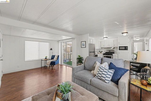 36 Cayuga St, Oakley, CA 94561