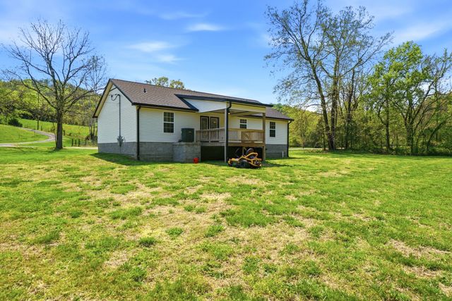 274 Plunkett Creek Rd, Gordonsville, TN 38563