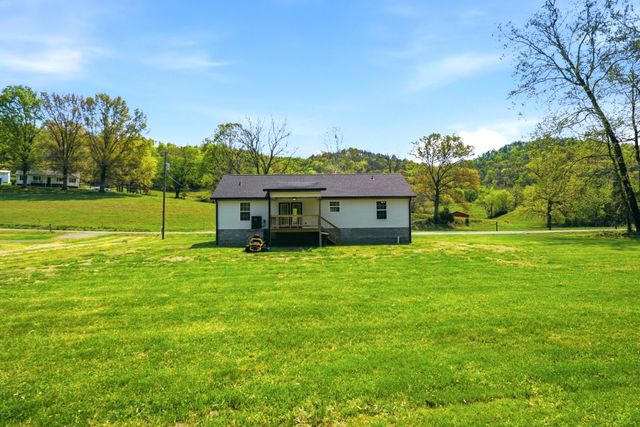 274 Plunkett Creek Rd, Gordonsville, TN 38563