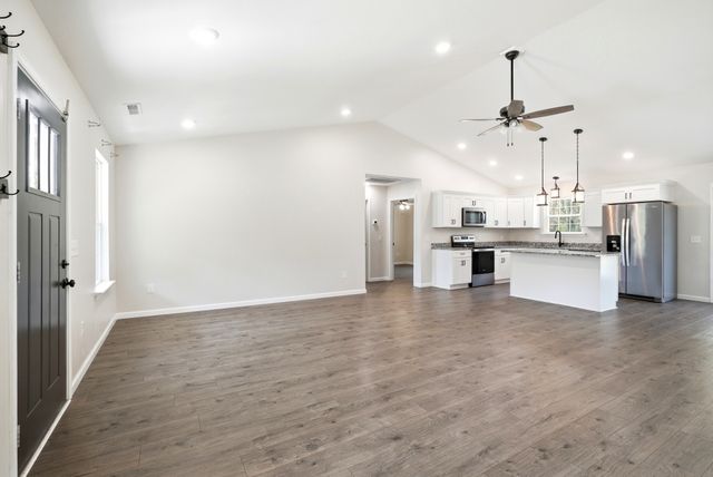 274 Plunkett Creek Rd, Gordonsville, TN 38563