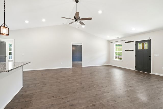 274 Plunkett Creek Rd, Gordonsville, TN 38563
