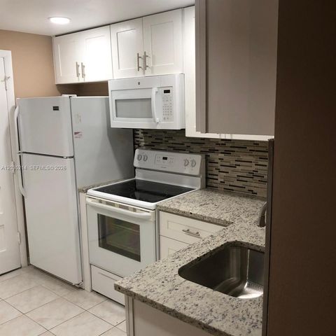 2999 Point East Drive C301, Aventura, FL 33160