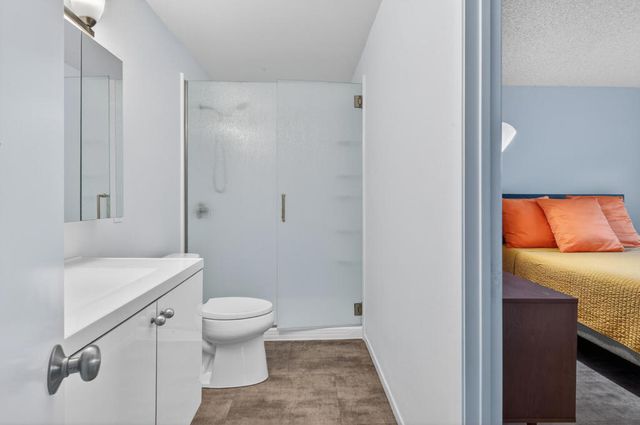 1150 E Amado Road 8c2, Palm Springs, CA 92262