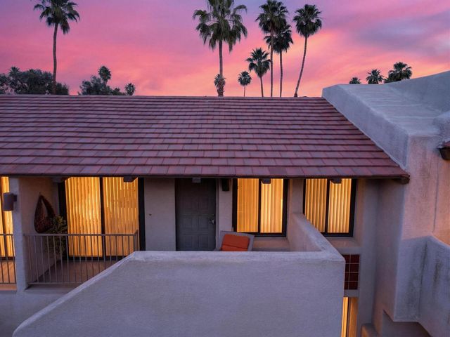 1150 E Amado Road 8c2, Palm Springs, CA 92262