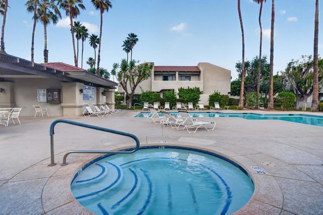1150 E Amado Road 8c2, Palm Springs, CA 92262