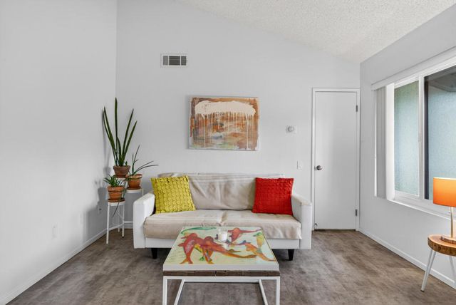 1150 E Amado Road 8c2, Palm Springs, CA 92262