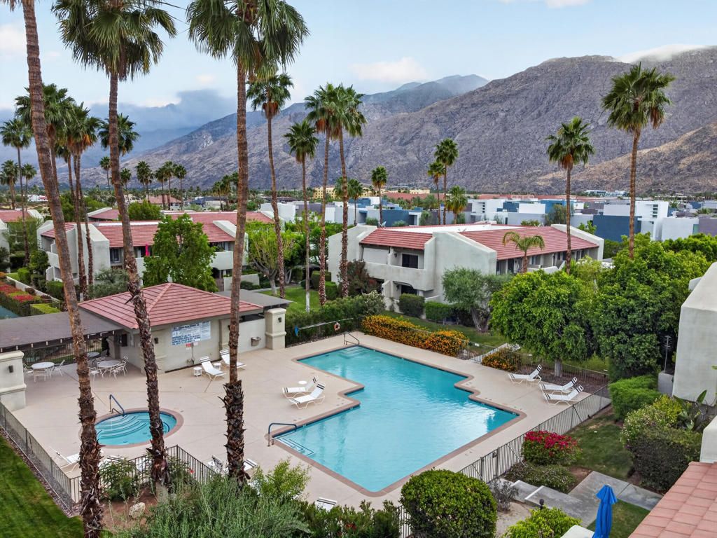 1150 E Amado Road 8c2, Palm Springs, CA 92262