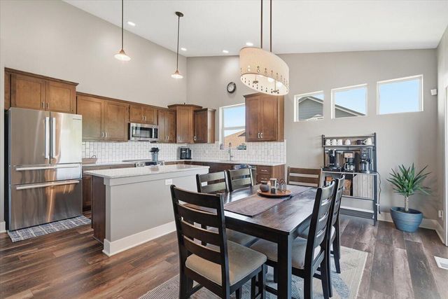 12126 ELMWOOD Drive, Bennington, NE 68007