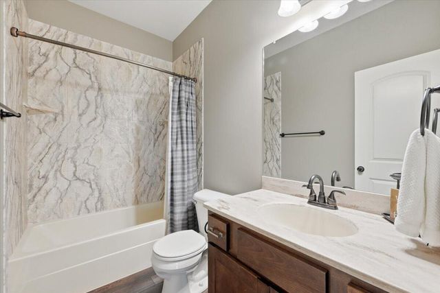 12126 ELMWOOD Drive, Bennington, NE 68007