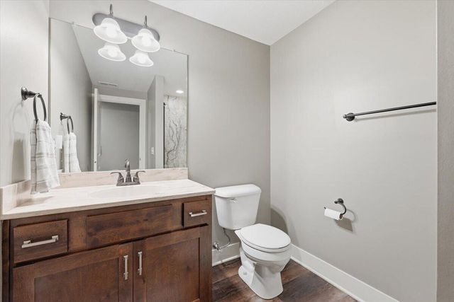 12126 ELMWOOD Drive, Bennington, NE 68007