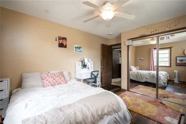 702 Fernwood Drive NE, Cedar Rapids, IA 52402