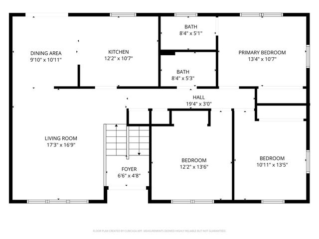 702 Fernwood Drive NE, Cedar Rapids, IA 52402