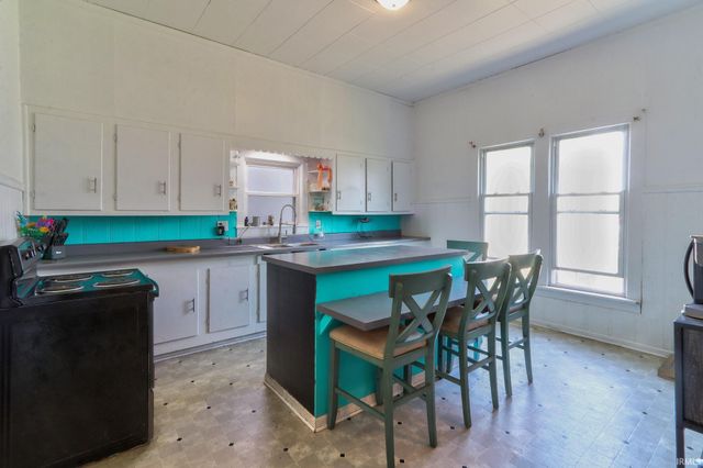 505 W 2nd Street, Mount Vernon, IN 47620