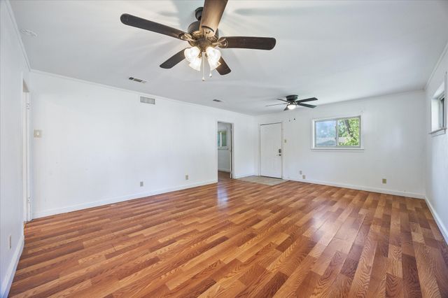 1404 Tremont Street, Greenville, TX 75401
