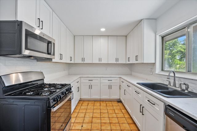 1404 Tremont Street, Greenville, TX 75401