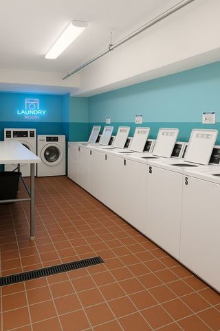 4180 N Marine Drive 1206, Chicago, IL 60613