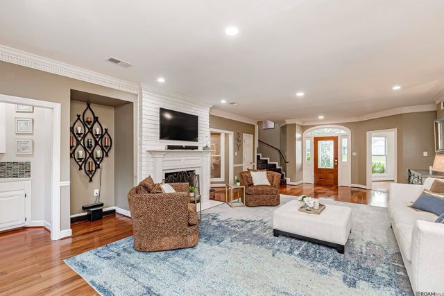 2934 Dakin Ave, Baton Rouge, LA 70820