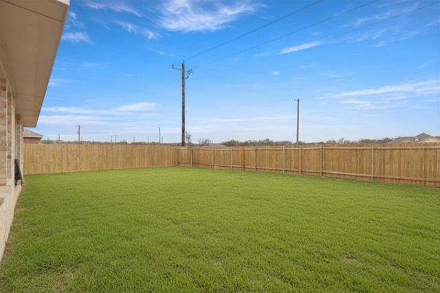 513 Jameson Street, Springtown, TX 76082