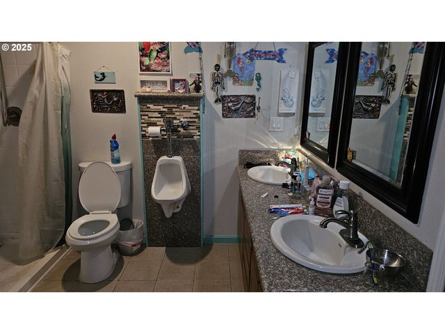 9915 Ne 65TH Ct, Vancouver, WA 98686