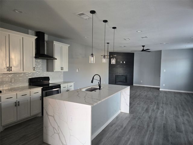 1713 Herald Street, Dallas, TX 75215