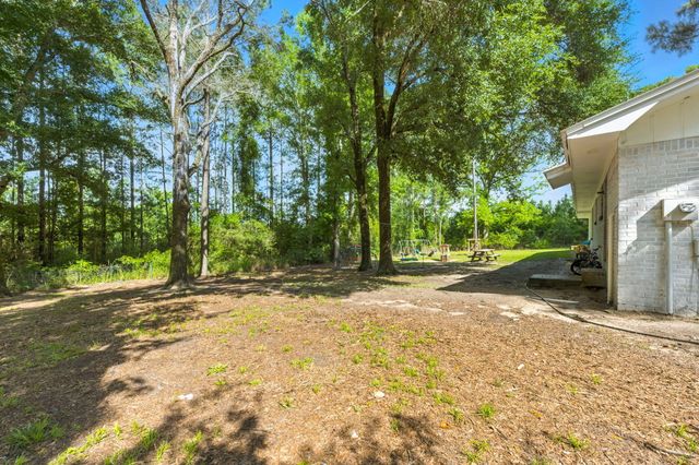 3774 Laird Road, Crestview, FL 32539