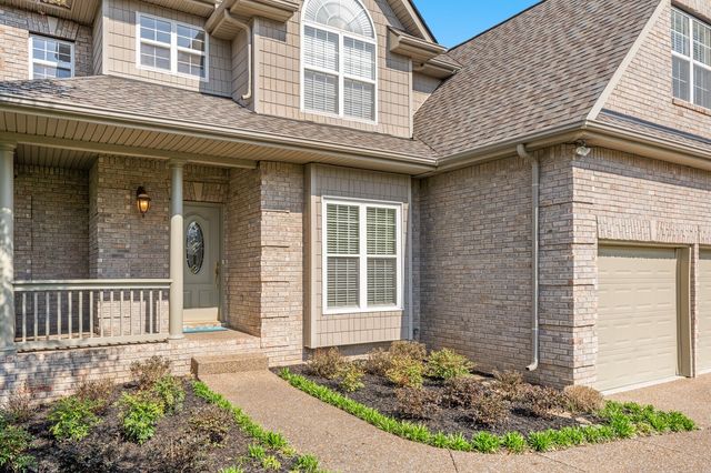 3030 Liverpool Dr, Thompsons Station, TN 37179