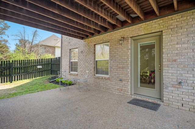 3030 Liverpool Dr, Thompsons Station, TN 37179