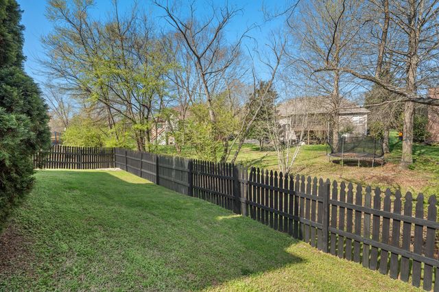 3030 Liverpool Dr, Thompsons Station, TN 37179