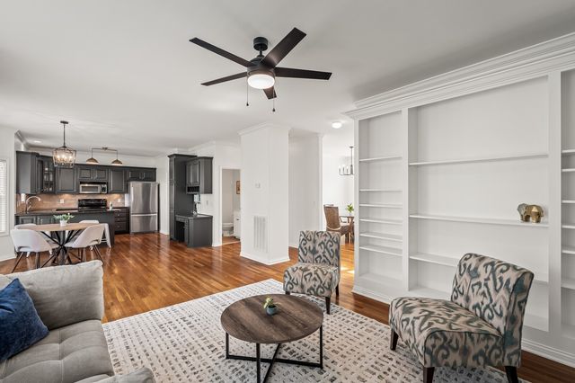 3030 Liverpool Dr, Thompsons Station, TN 37179