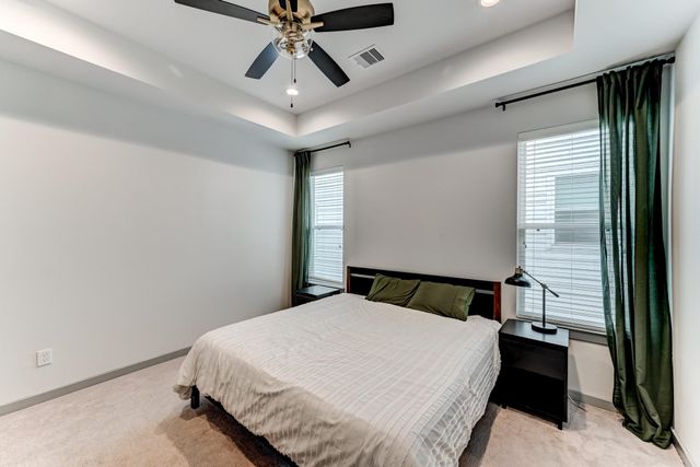 737 N Emile Street, Houston, TX 77020