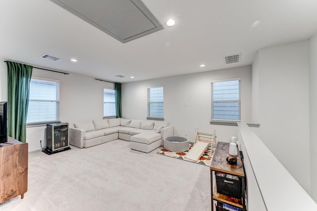 737 N Emile Street, Houston, TX 77020