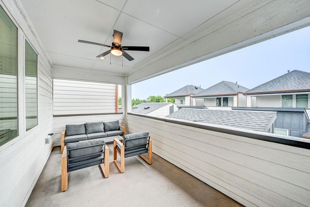 737 N Emile Street, Houston, TX 77020
