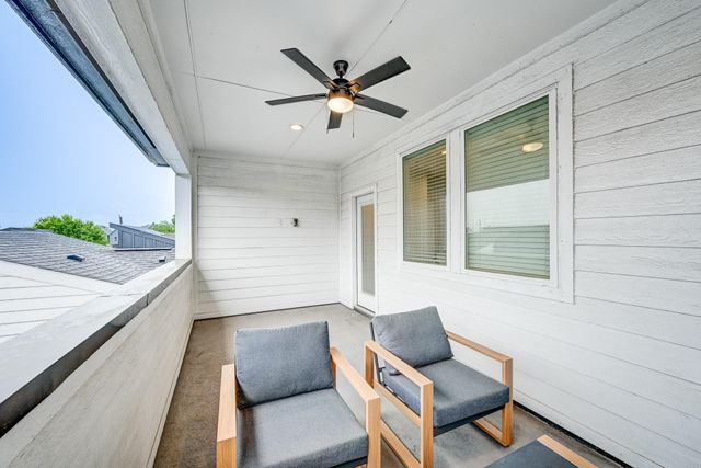 737 N Emile Street, Houston, TX 77020