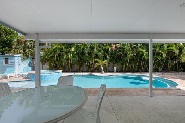 406 BAY PALMS DRIVE, Holmes Beach, FL 34217